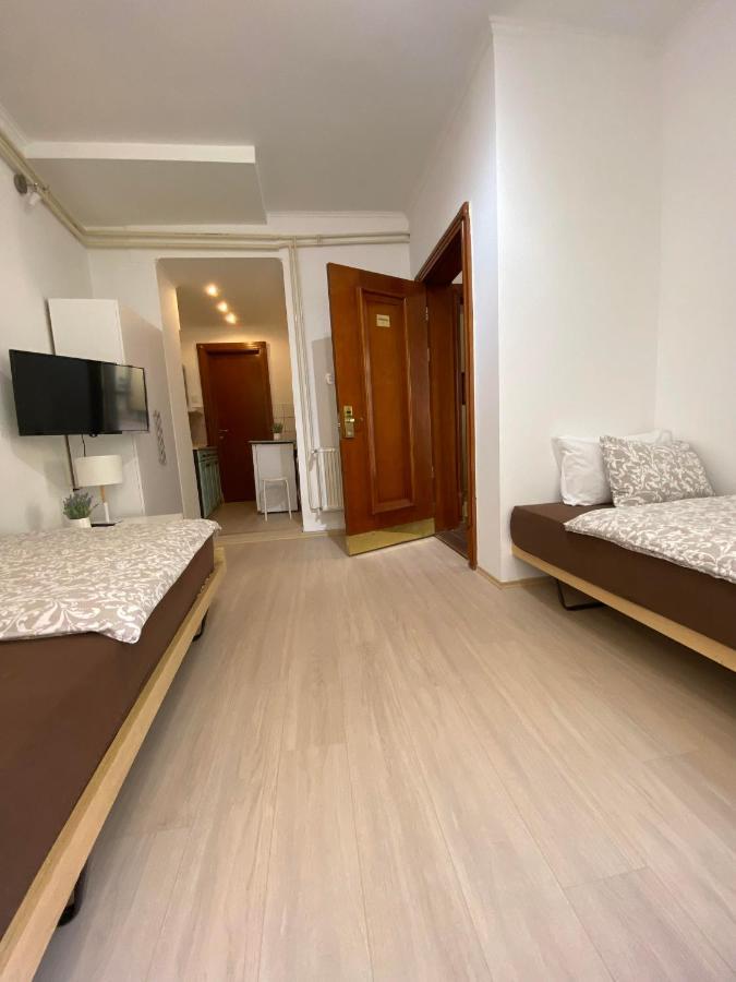 Apartmani Maximus Subotica Eksteriør billede
